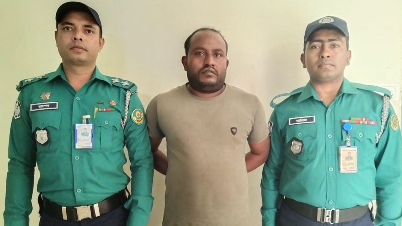 চট্টগ্রামে বৈষম্যবিরোধী আন্দোলনে গুলি ছোড়া সেই তৌহিদুল গ্রেফতার